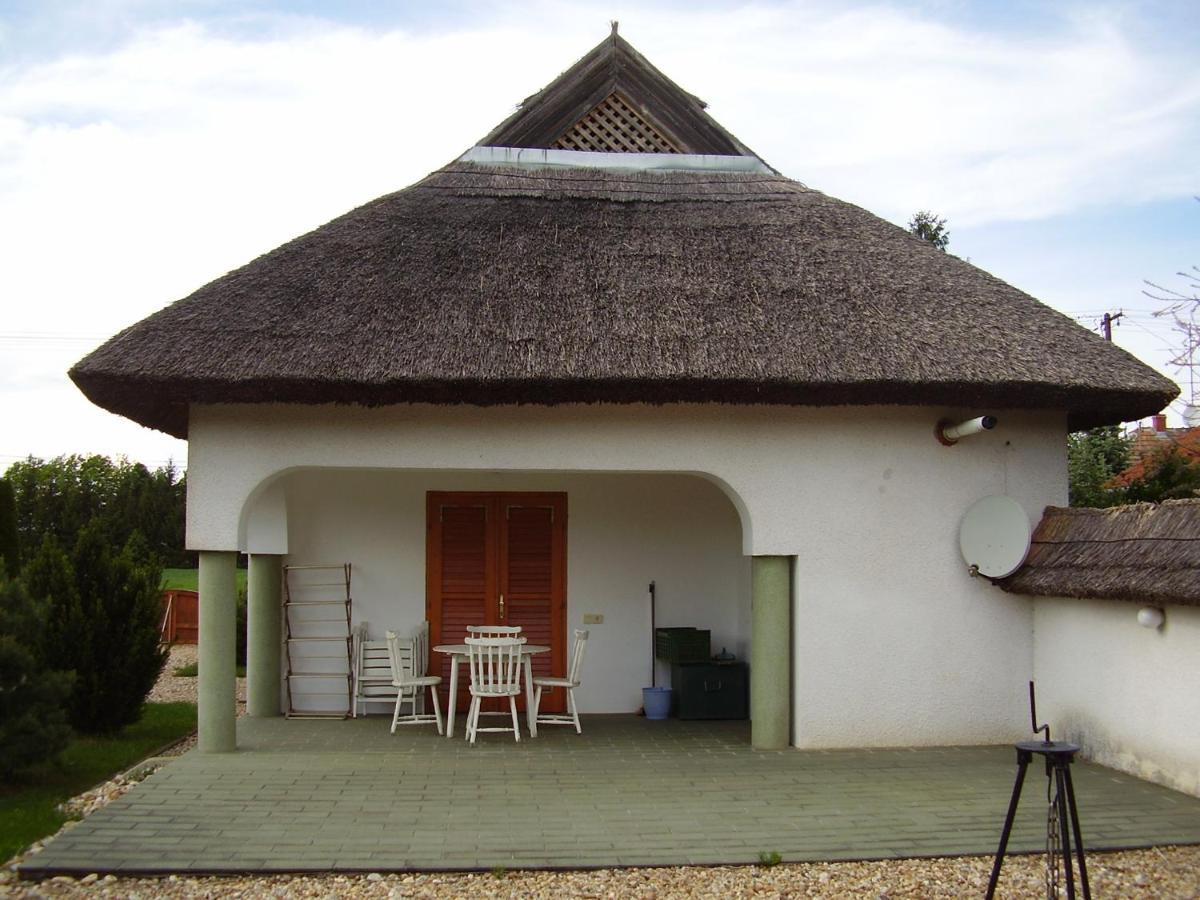 Csénye Vendégház Extérieur photo