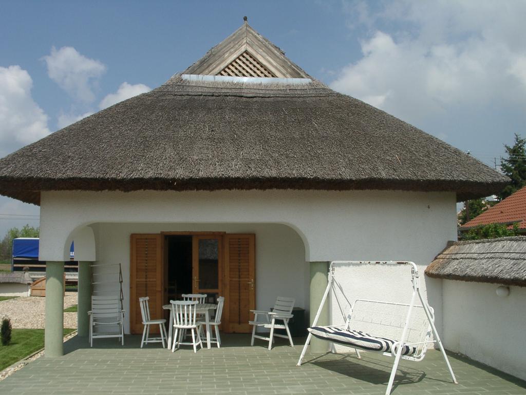 Csénye Vendégház Extérieur photo